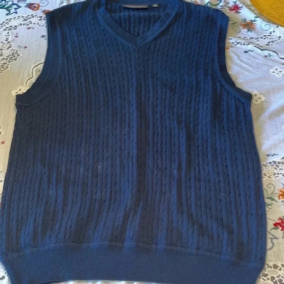 Greg Norman vest size Medium M navy - Picture 1 of 3